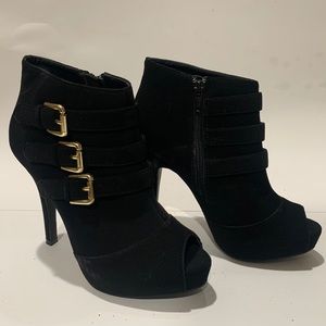 Open toe ankle heels